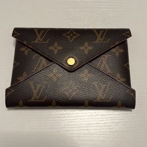 Luis Vuitton Kirigami MM Envelope Pouch